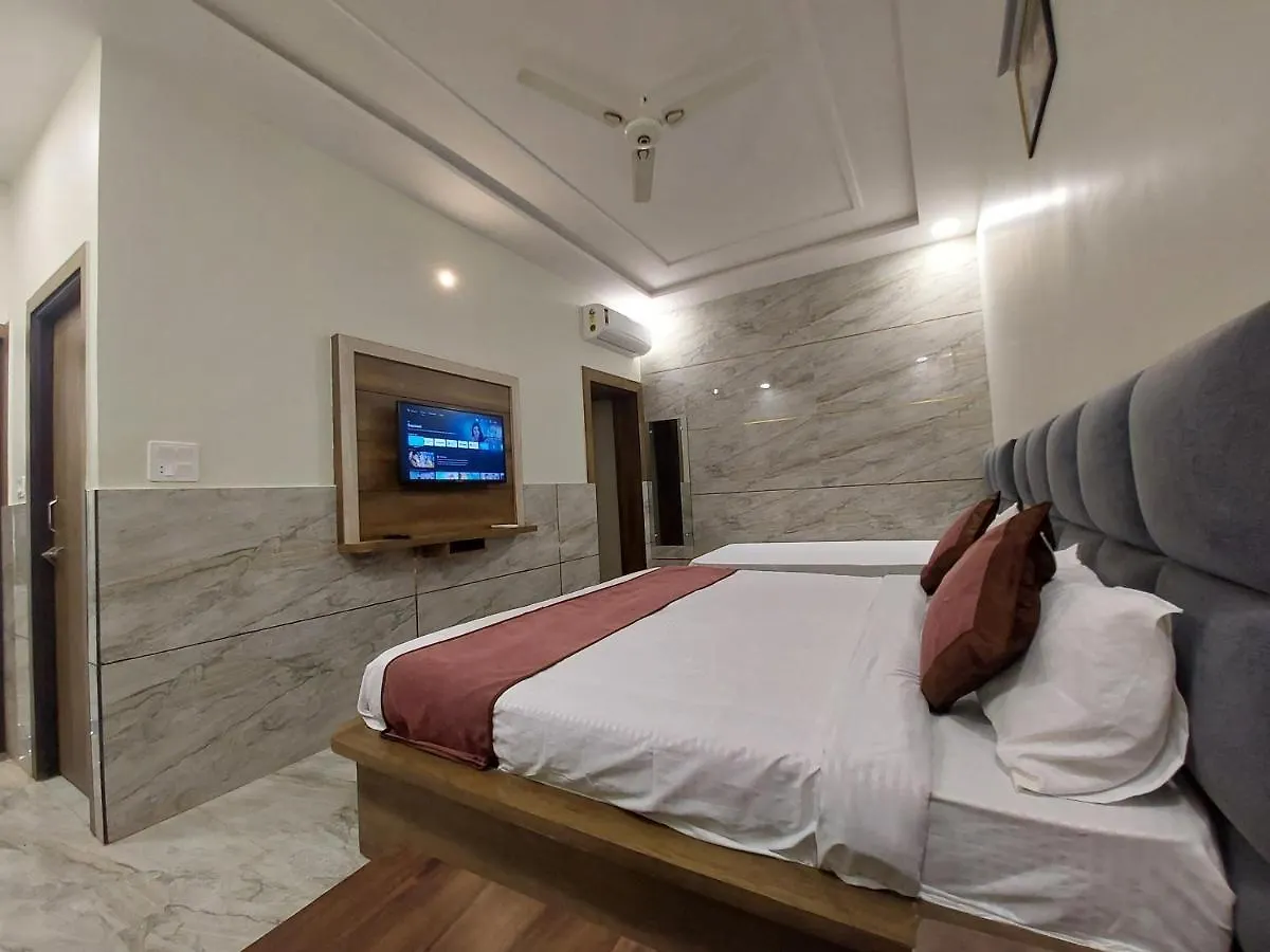 Taj Nice Point Manage By Taj Sunrise Group Agra  Agra (Uttar Pradesh)