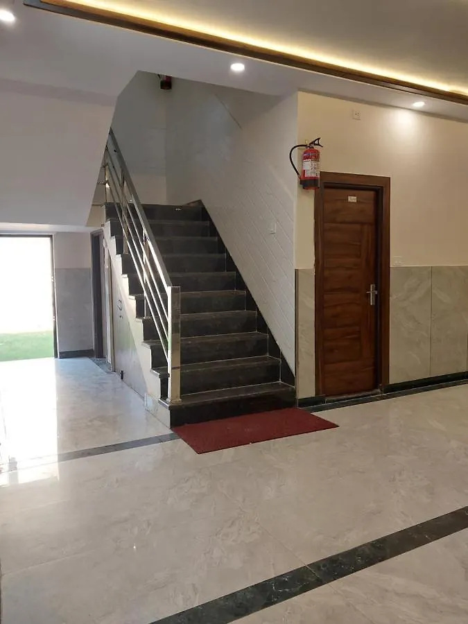 Homestay Taj Nice Point Manage By Taj Sunrise Group Agra
