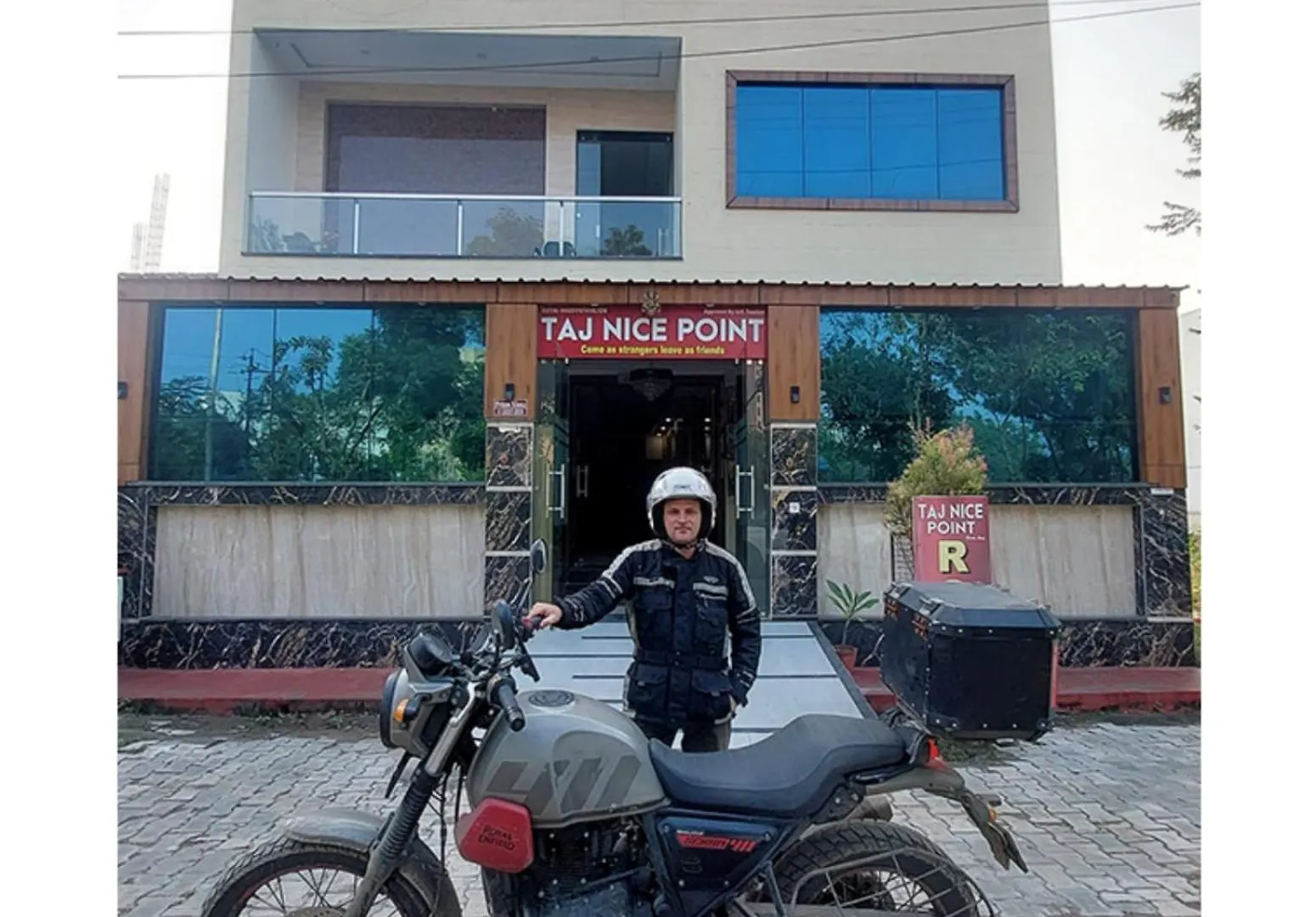 Taj Nice Point Manage By Taj Sunrise Group Agra  0*, Agra (Uttar Pradesh)
